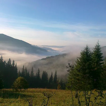Sadiba Pri Dorogi *